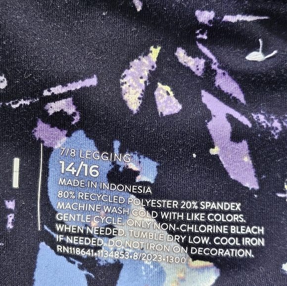 Livi High Rise Soft 7/8 Leggings Multi Splatter On Navy Size 14/16 - Picture 12 of 12